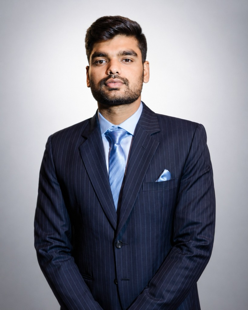 Portrait of Managing Director Samay Rungta, Steelwood Enterprises